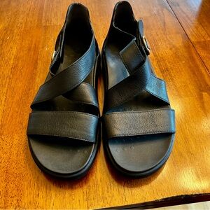 Vionic Harmony RX sandals size 8.5W EUC